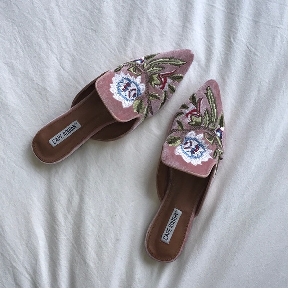 Cape Robbin Shoes - Floral flats
